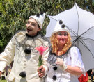 stilt-terrific_stiltwalkers_statues_roving002018.jpg