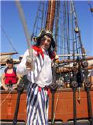 stilt-terrific_stiltwalkers_statues_roving002040.jpg