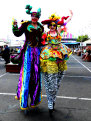 stilt-terrific_stiltwalkers_statues_roving002045.jpg