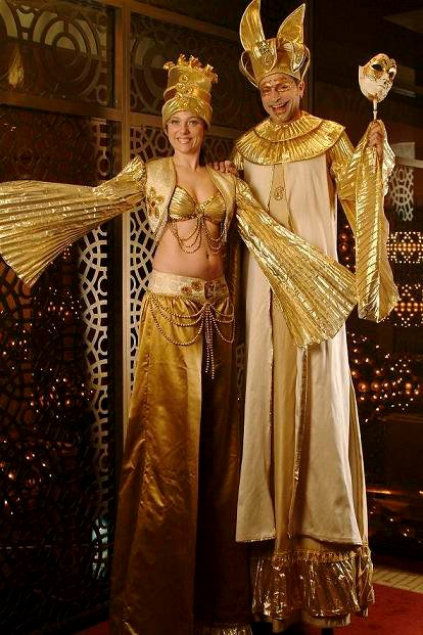 stilt-terrific_stiltwalkers_statues_roving015001.jpg