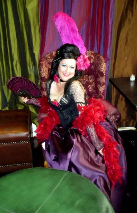 stilt-terrific_stiltwalkers_statues_roving028001.jpg