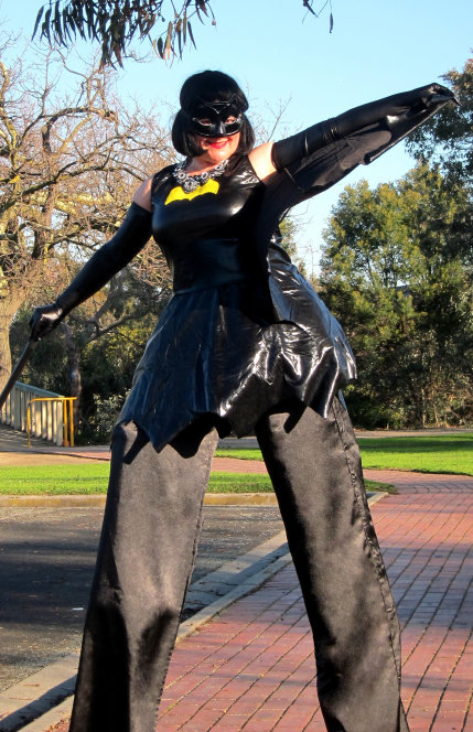 stilt-terrific_stiltwalkers_statues_roving055001.jpg