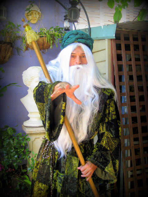 stilt-terrific_stiltwalkers_statues_roving063002.jpg