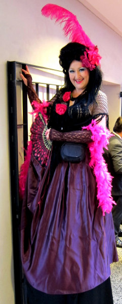 stilt-terrific_stiltwalkers_statues_roving089004.jpg