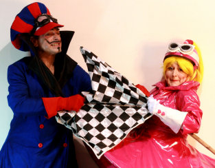 stilt-terrific_stiltwalkers_statues_roving094003.jpg