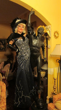 stilt-terrific_stiltwalkers_statues_roving098003.jpg